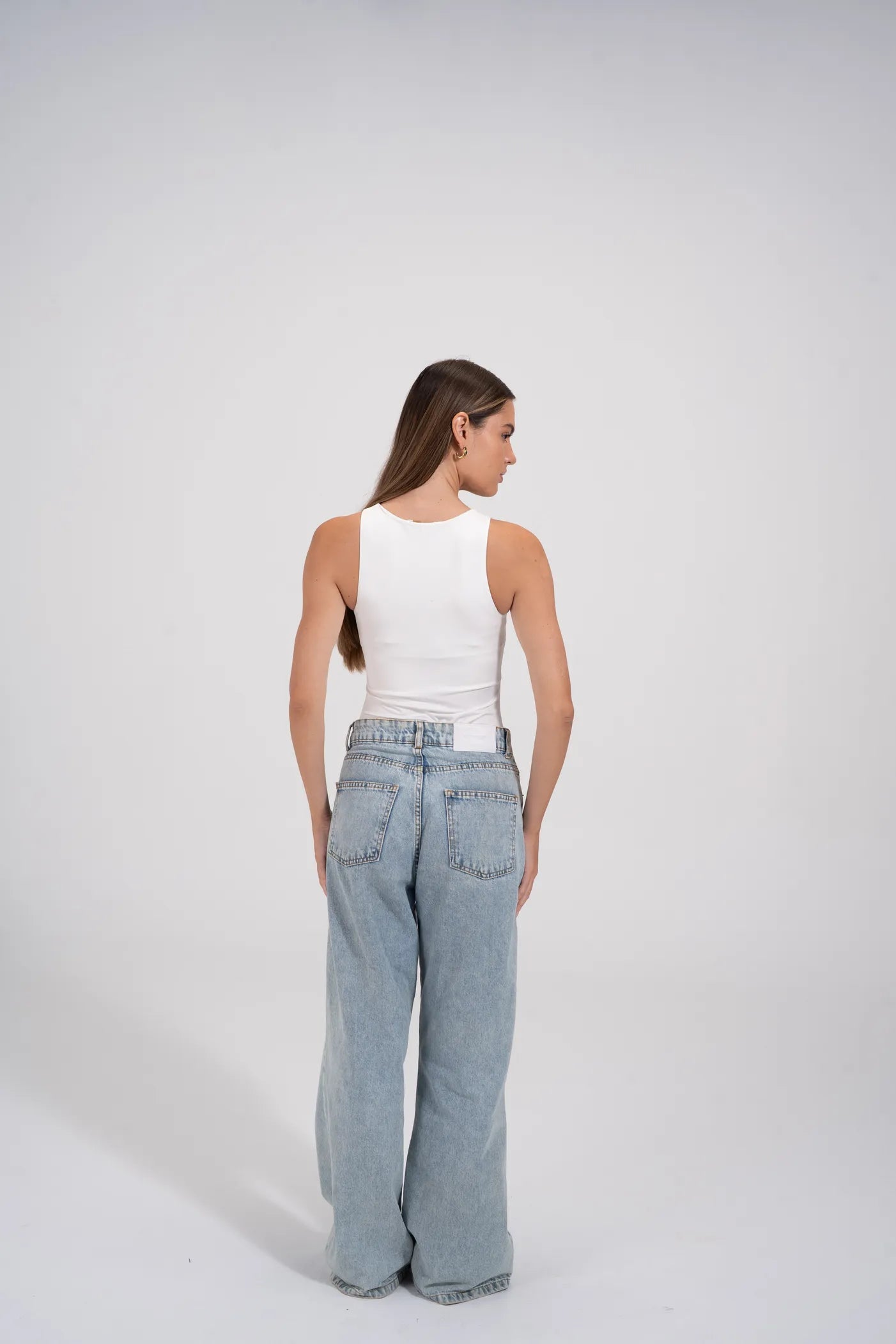 ROUND NECK BODYSUIT - White