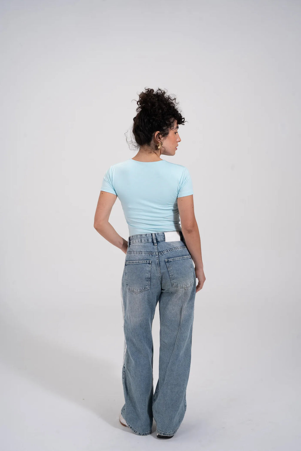ROUND NECK SHORT SLEEVE - Baby Blue