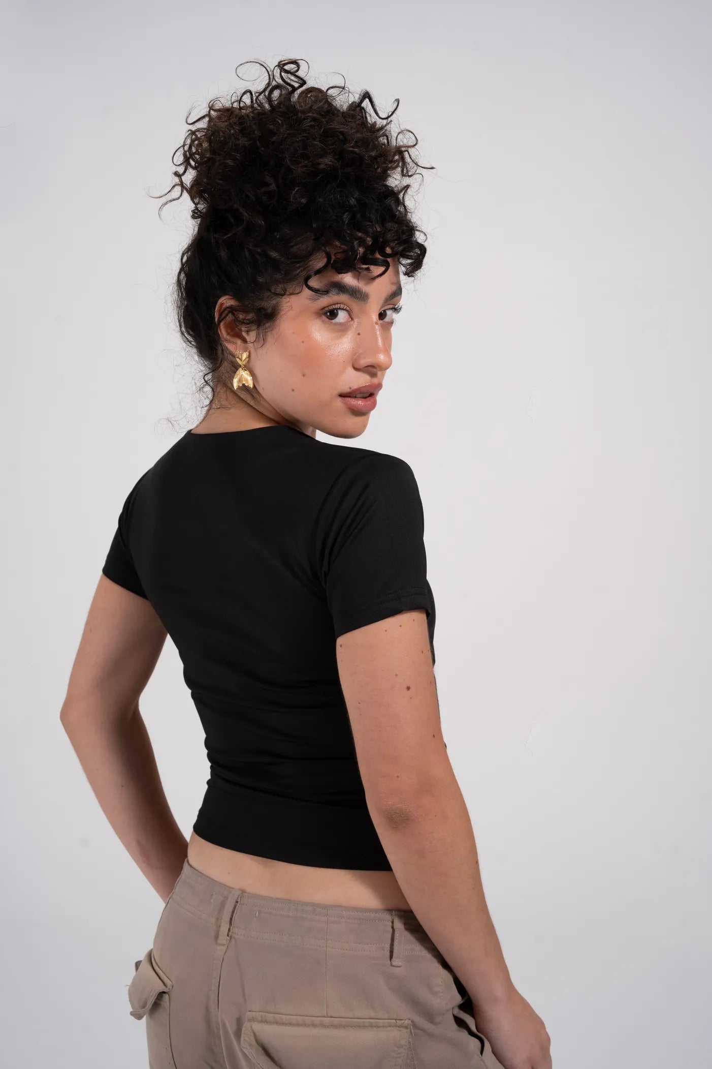 WIDE NECK SHORT SLEEVE - Black